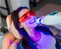 teeth whitening in Dallas 